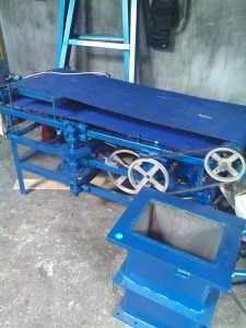 mesin cetak kerupuk mawar