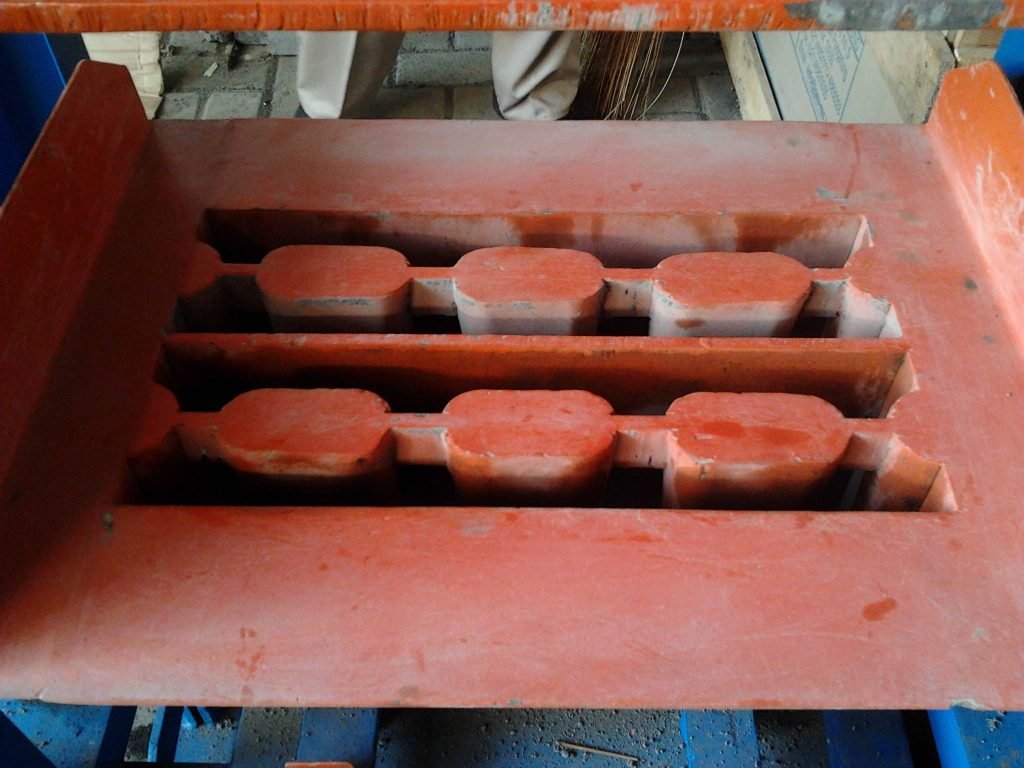 mesin cetak batako dan paving manual press Graha Mesin