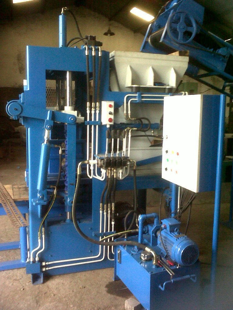 Mesin Press batako / Paving Hidrolik 