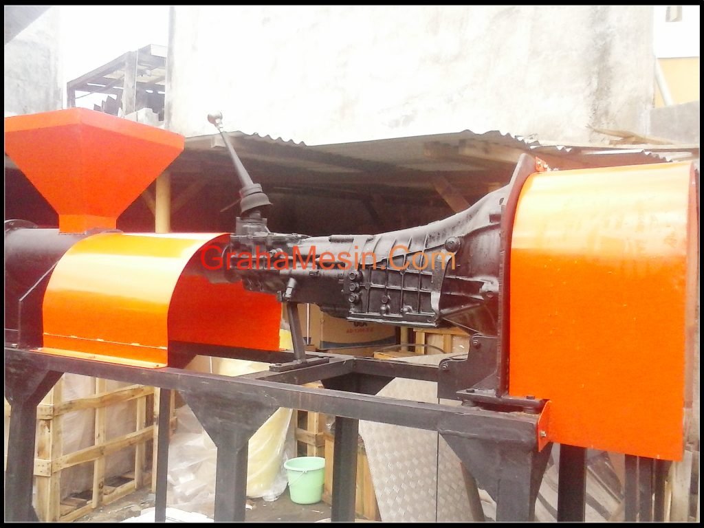 mesin cetak pelet 3 moulding