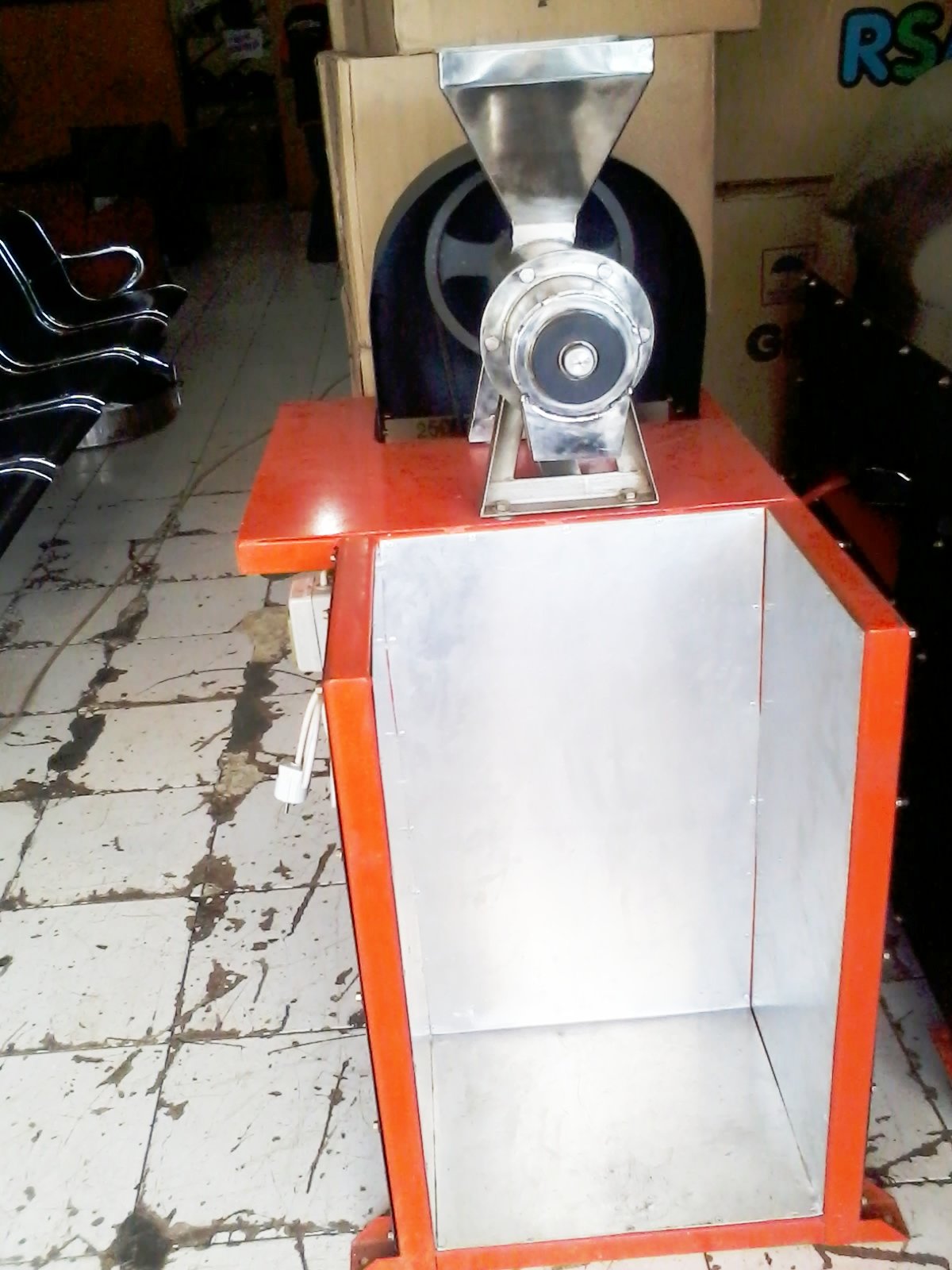 mesin pemasta kasar biji kopi